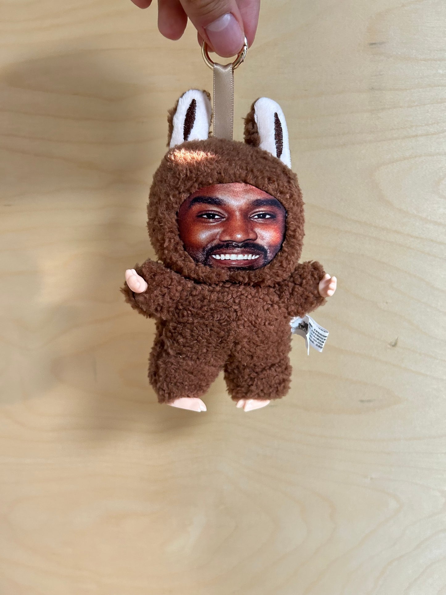 Yebubu - Kanye west labubu Moku