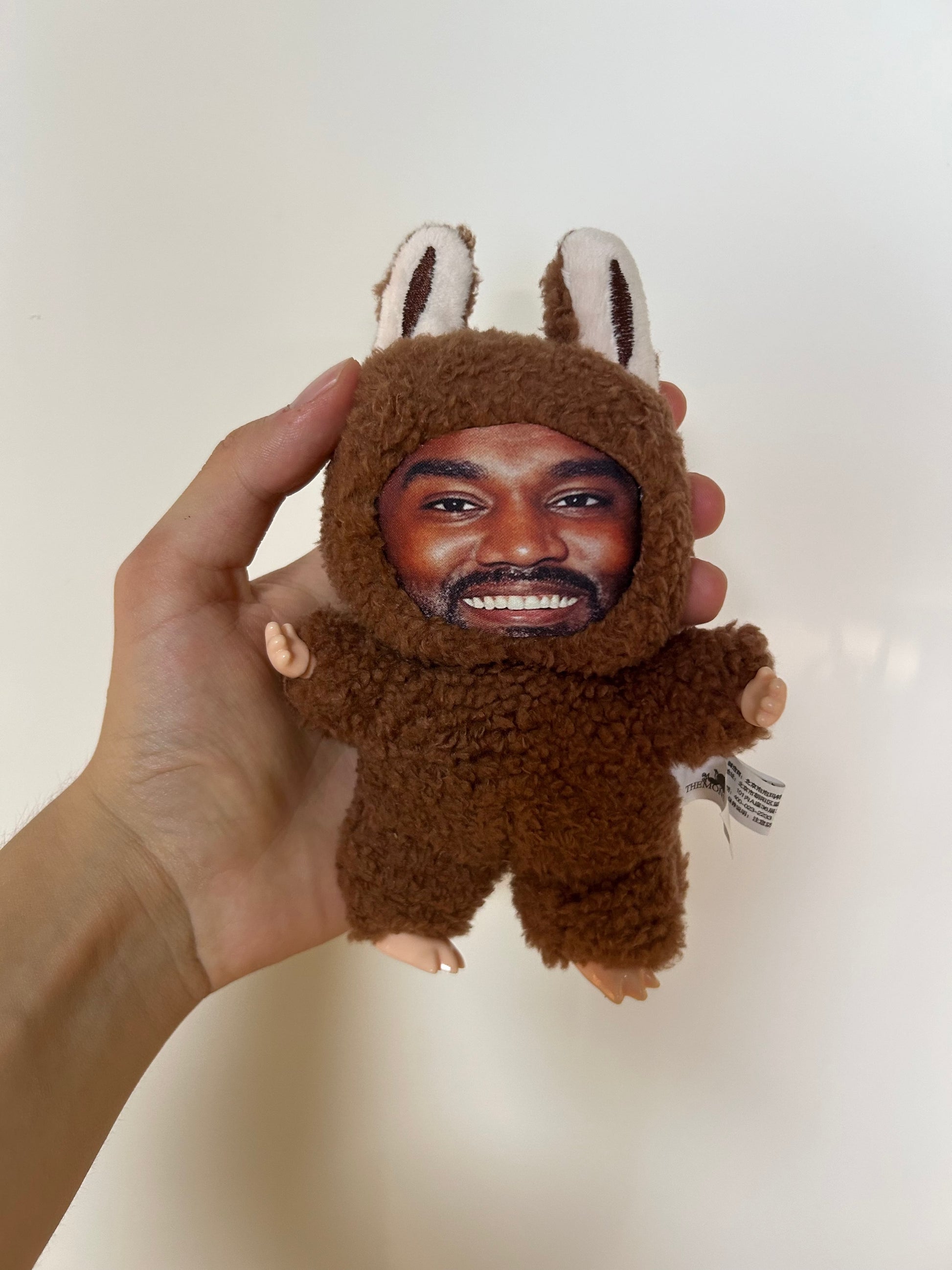 Yebubu - Kanye west labubu Moku